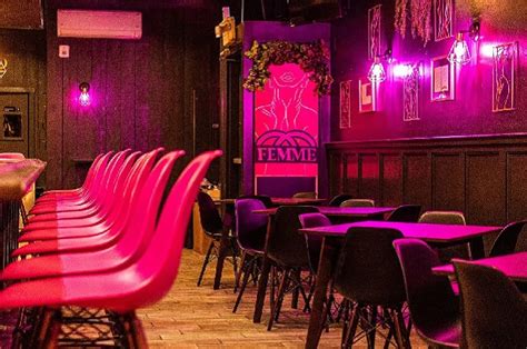 Best Gay & Lesbian Bars In Brisbane (LGBT Nightlife Guide)